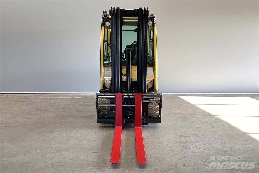 Hyster J3.50XN Электропогрузчики