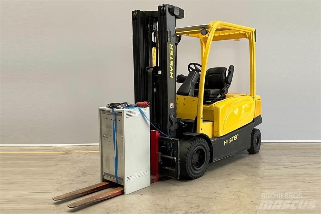 Hyster J3.5XN Электропогрузчики