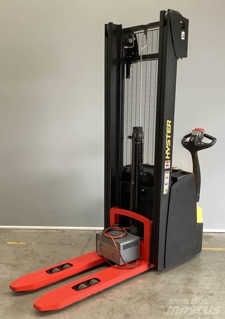 Hyster S1.4 Ручные штабелёры с электроподъёмом
