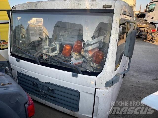 MAN TGA Кабины