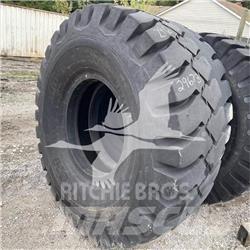 BKT 24.00X35 Шины и колёса
