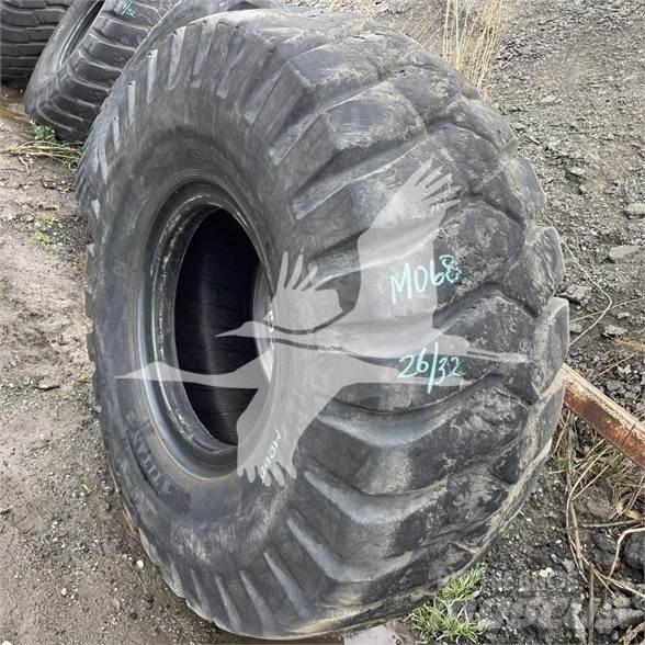 Titan 23.5x25 Шины и колёса