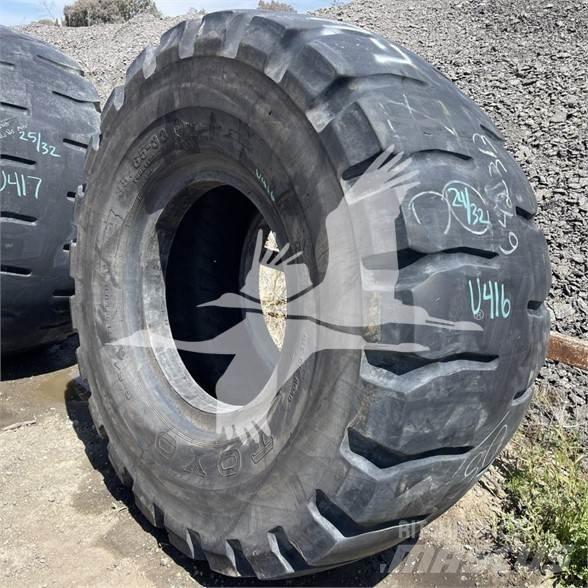 Toyo 35/65x33 Шины и колёса