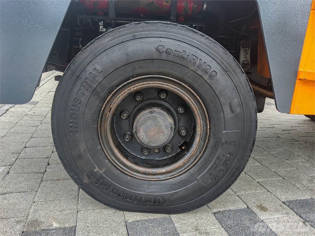  ATA 8500 4x4 Складские электротягачи