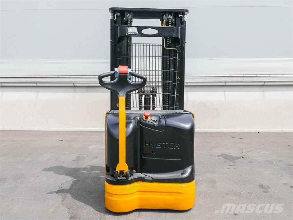 Hyster S 1.4-40 Ручные штабелёры с электроподъёмом