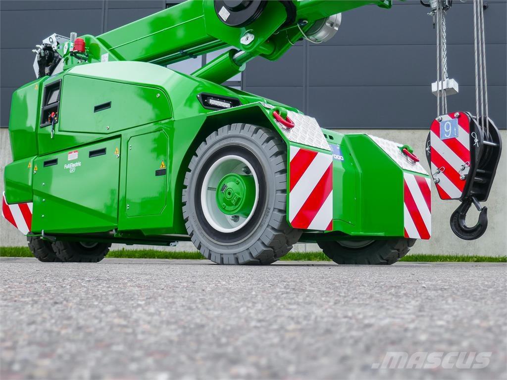 JMG MC 70S Телескопические погрузчики