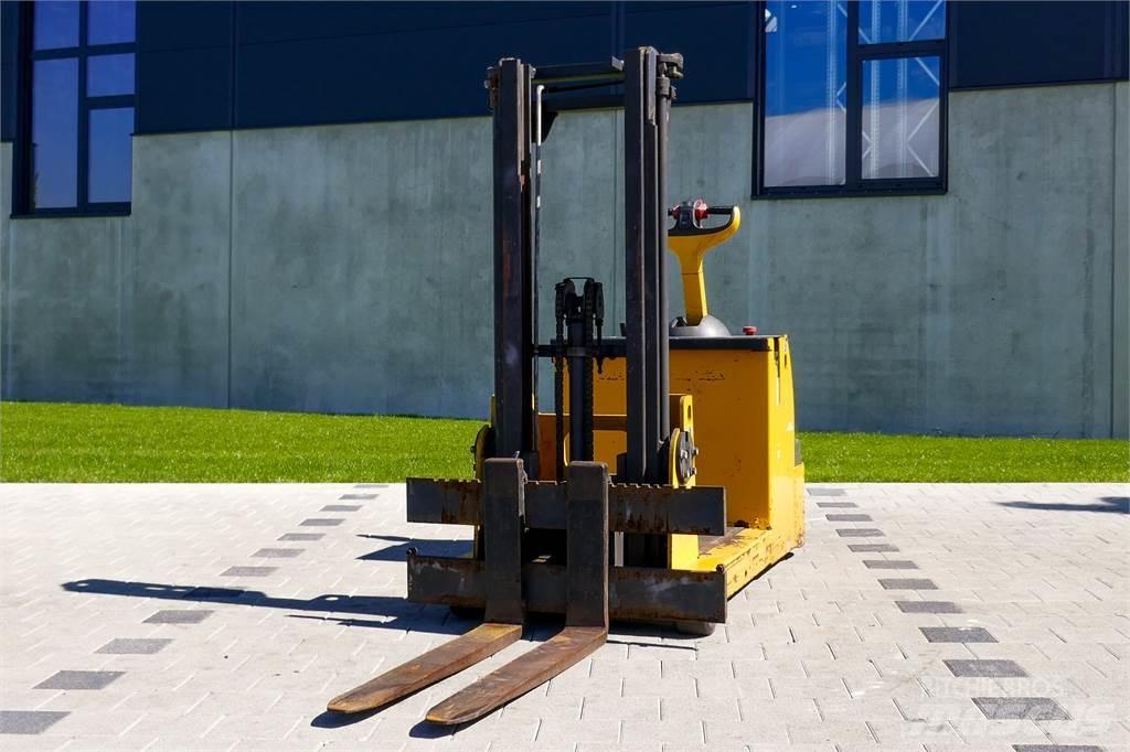 Linde L12 Ручные штабелёры с электроподъёмом