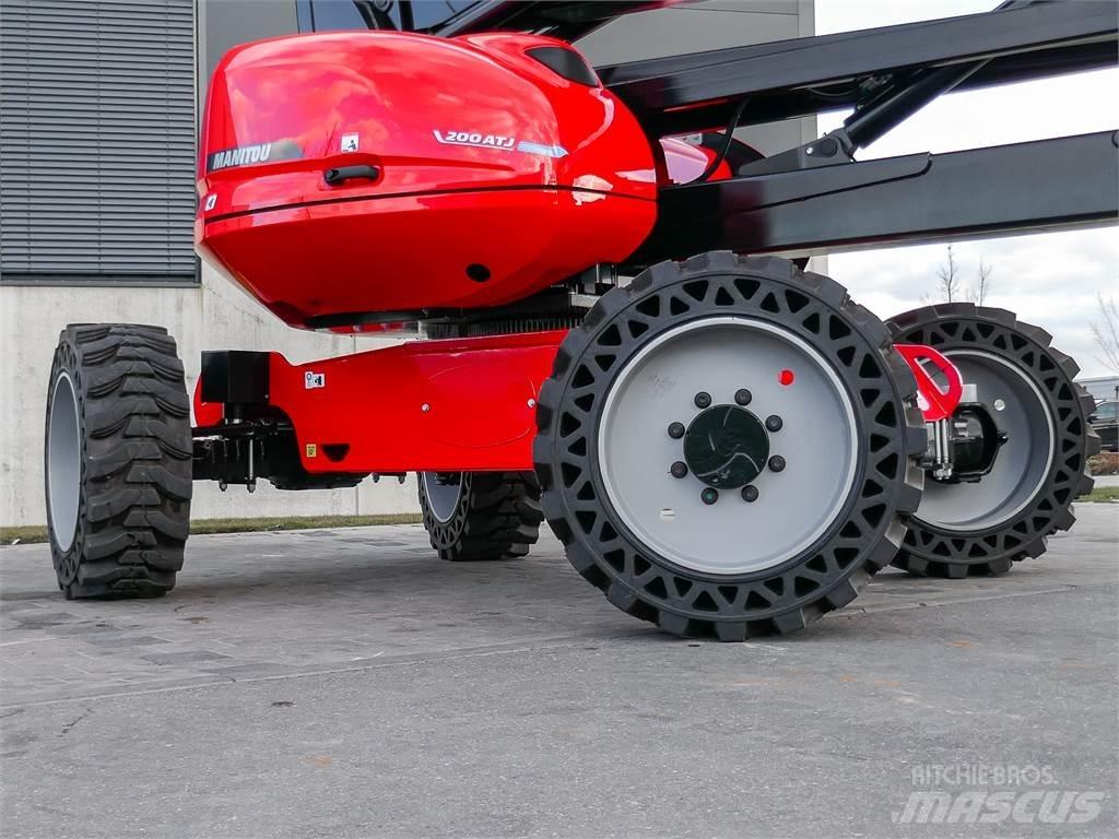 Manitou 200 ATJ Коленчатые подъемники