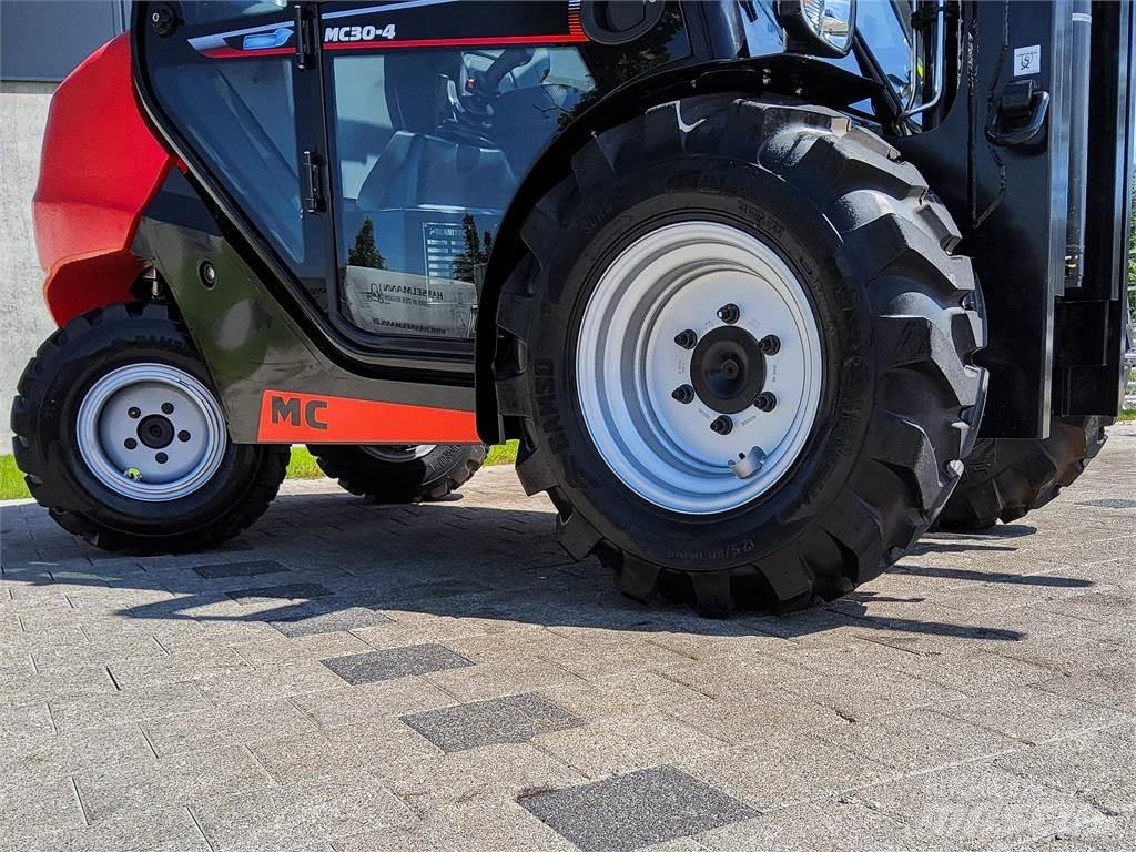 Manitou MC 30-4 Внедорожные погрузчики
