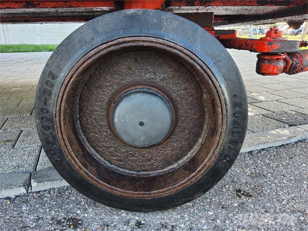 Pefra 4200 Прочие сельхоз-прицепы