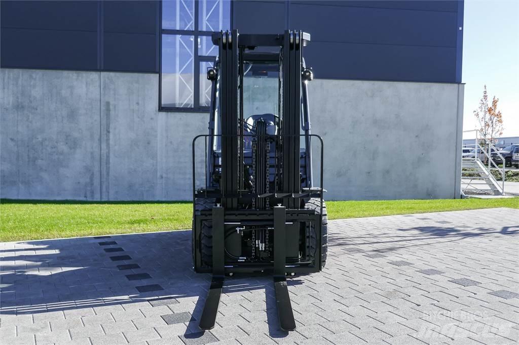 Toyota 02-8FGF30 Газовые погрузчики