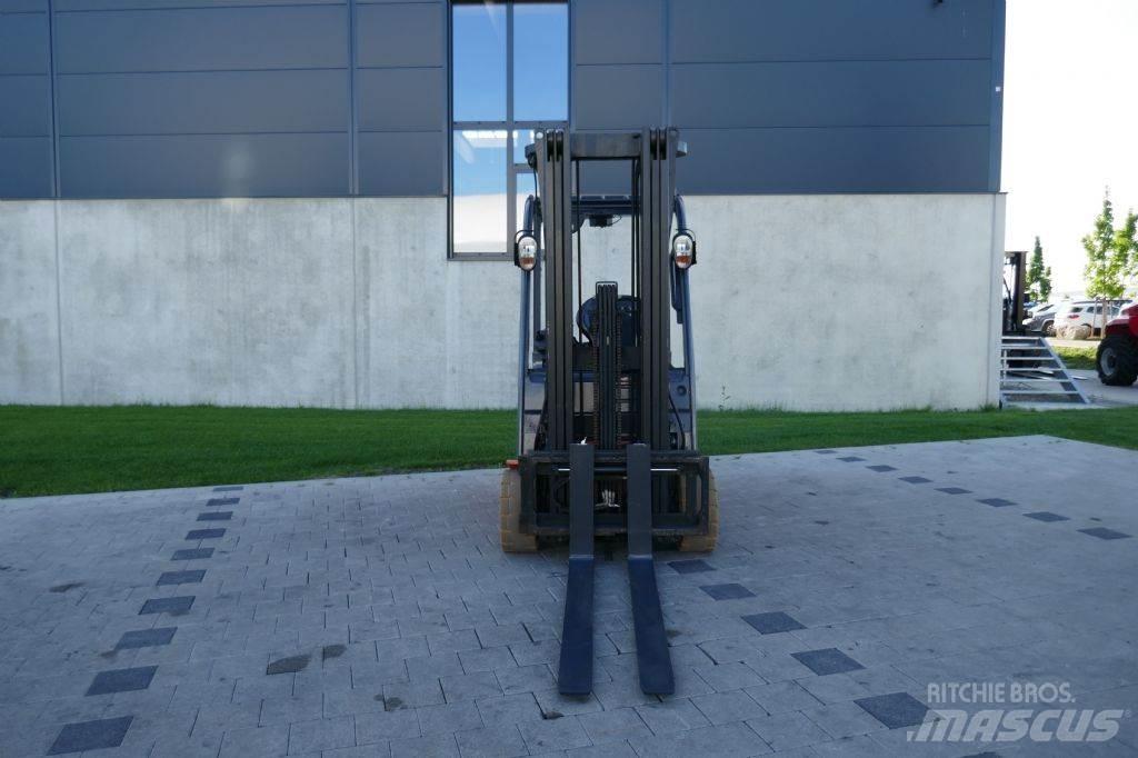 Toyota 8FBE20T Электропогрузчики