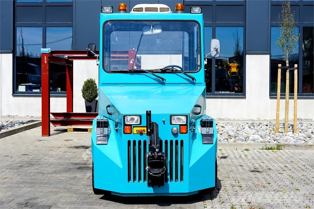 Volk TFZ30H Складские электротягачи