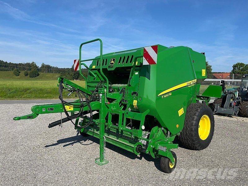 John Deere F441M Сельхозтехника - Другие