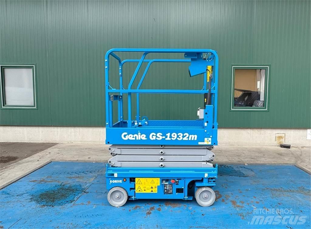 Genie GS-1932m E-Drive Ножничные подъемники
