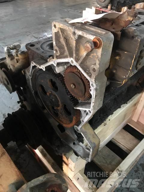 CAT 3116 Двигатели