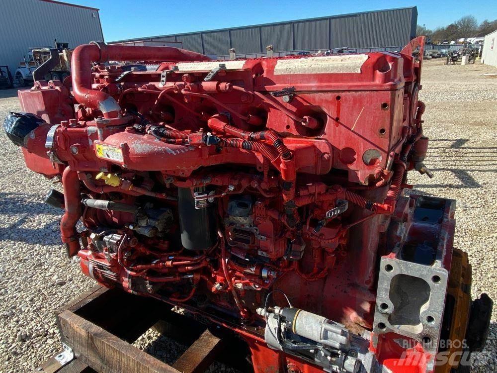 Cummins ISX15 Двигатели
