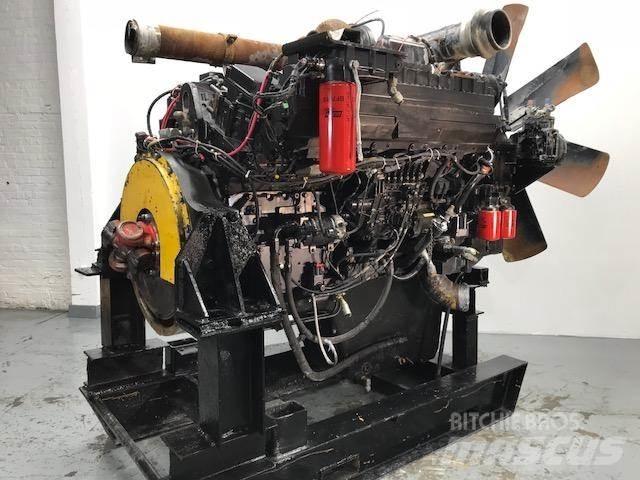 Cummins QST30 Двигатели