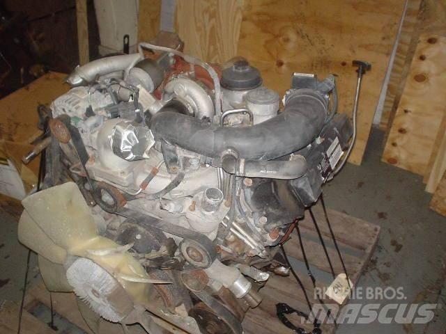 International VT275 Двигатели