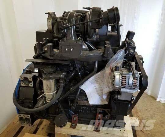 Komatsu S4D95LE-3 Двигатели