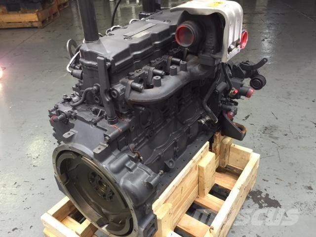 Komatsu SA6D107E Двигатели