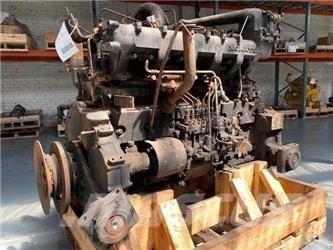 Komatsu SA6D125-2 Двигатели