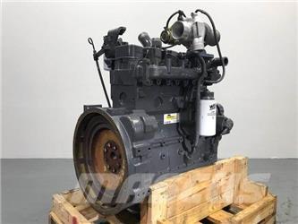 Komatsu SAA4D102E-2 Двигатели