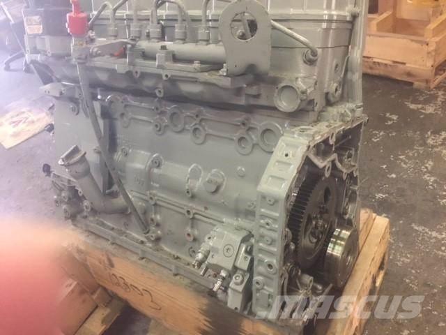 Komatsu SAA6D107E Двигатели