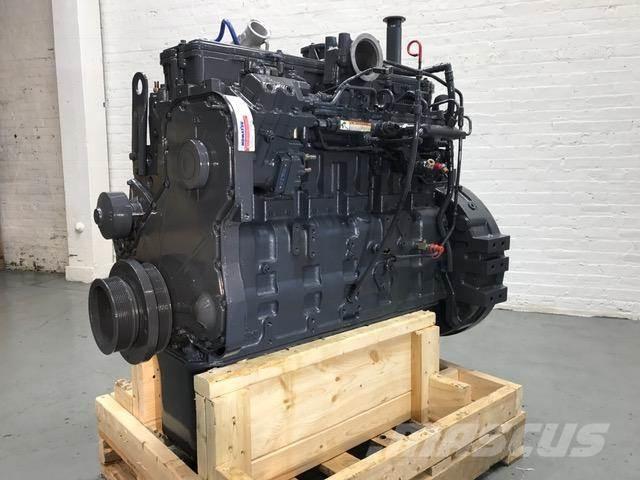 Komatsu SAA6D114E-3 Двигатели