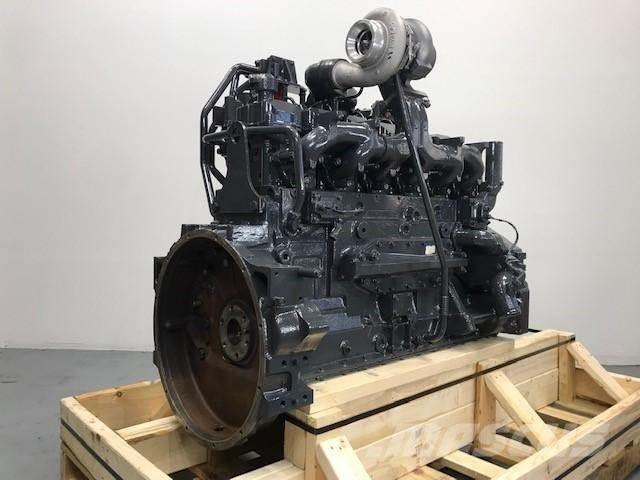 Komatsu SAA6D125E-3 Двигатели