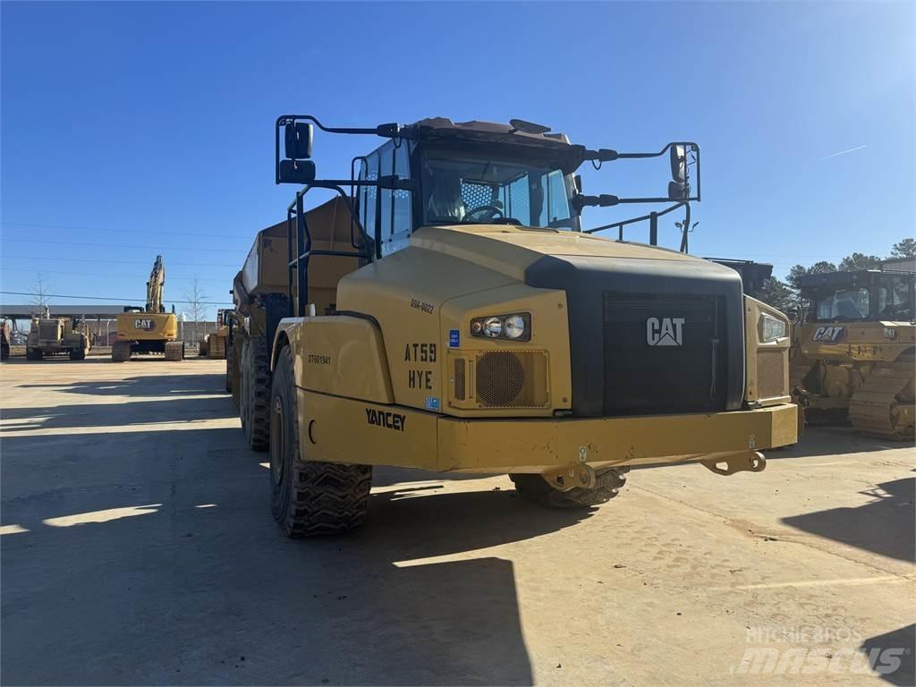 CAT 745 Шарнирно-сочленённые самосвалы