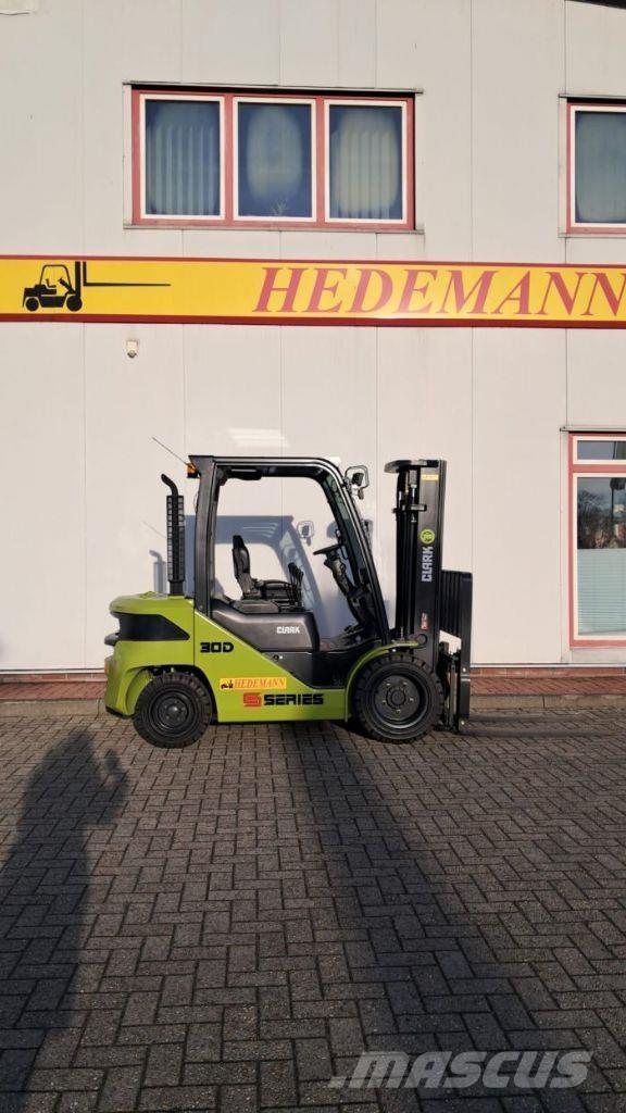 Clark S30D Дизельные погрузчики