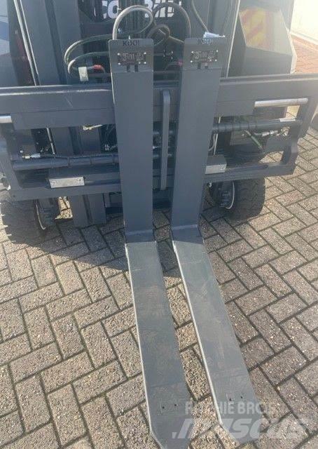 Combilift CBE 3000 Боковые погрузчики