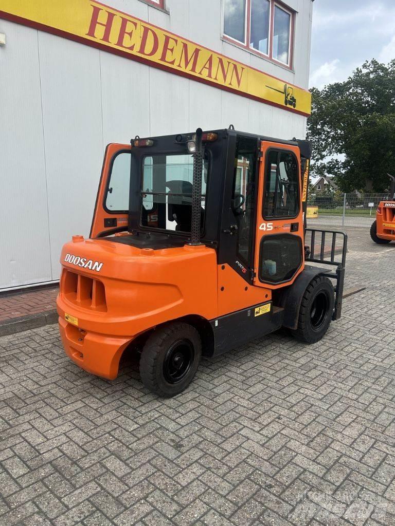 Doosan D45SC-5 Дизельные погрузчики