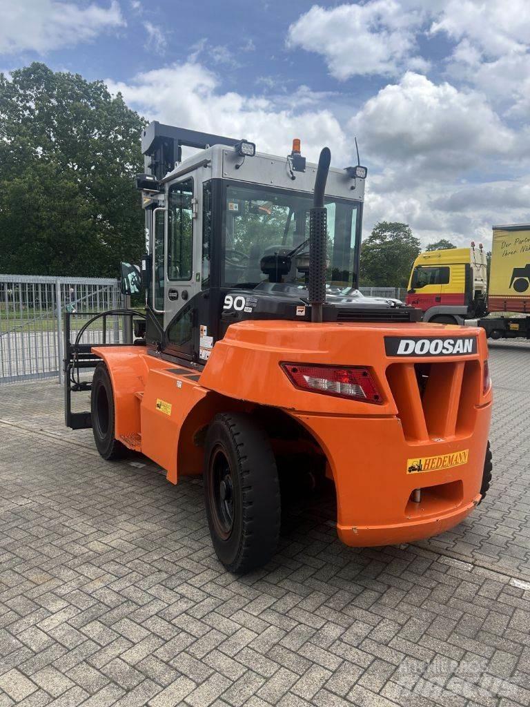 Doosan D90S-7 Дизельные погрузчики