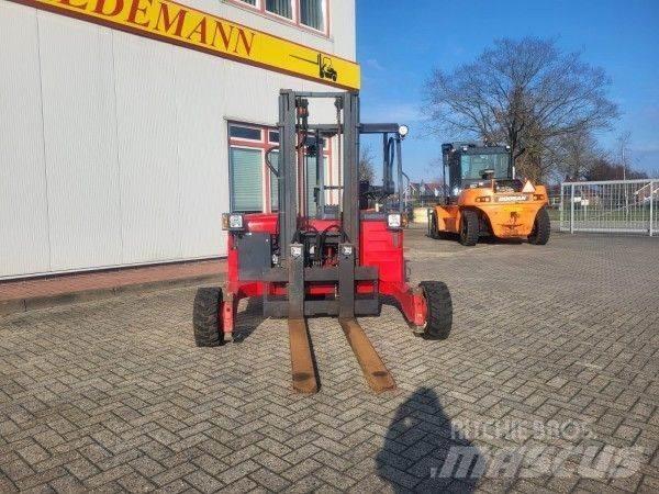 Moffett M4 25.3 Внедорожные погрузчики