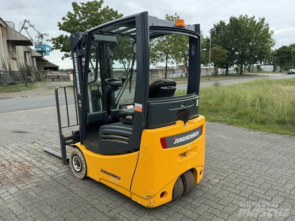 Jungheinrich EFG213 Электропогрузчики