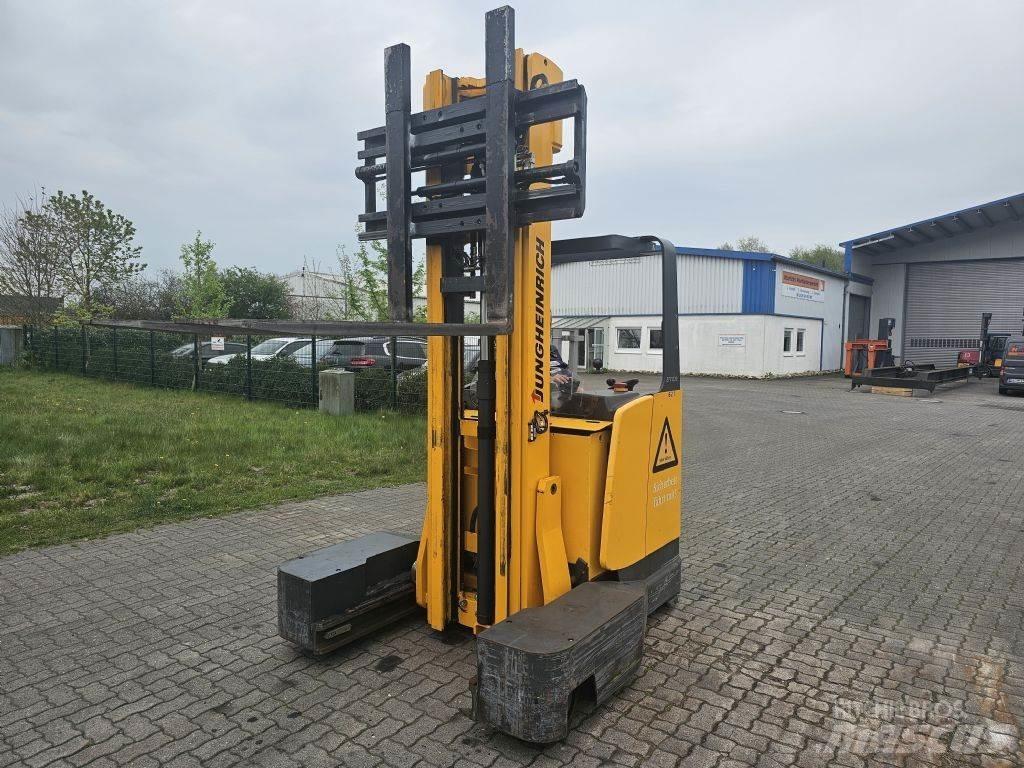 Jungheinrich ETVQ20 4-x ходовые ричтраки