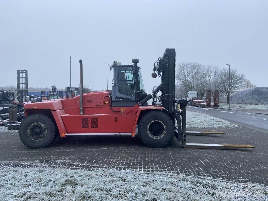 Kalmar DCG300-12LB Дизельные погрузчики