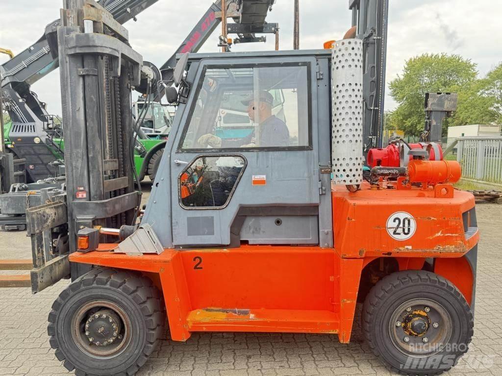 Komatsu FG60-5 Газовые погрузчики