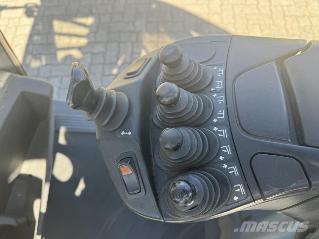 Linde H30D-02 Дизельные погрузчики