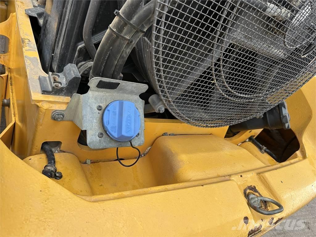Volvo BM L70H Трактора с фронтальным погрузчиком