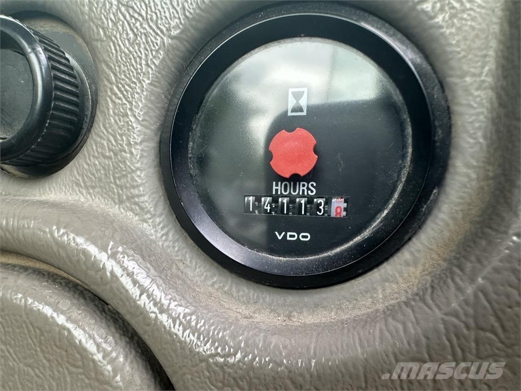 Volvo L120F Фронтальные погрузчики
