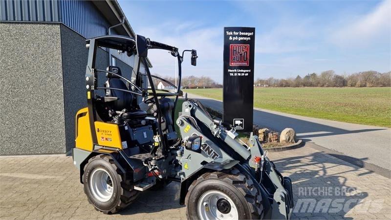 GiANT D337T Малые погрузчики