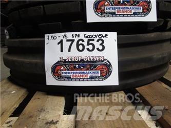  7.50-18 Goodyear dæk - 1 stk. Шины и колёса