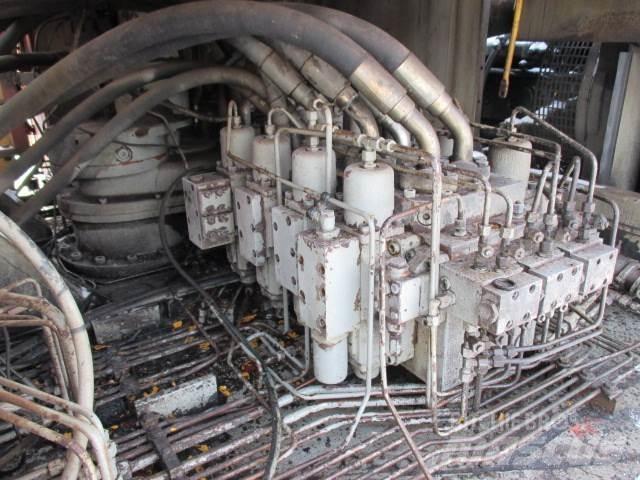 Åkerman H14B til ophug Гусеничные экскаваторы