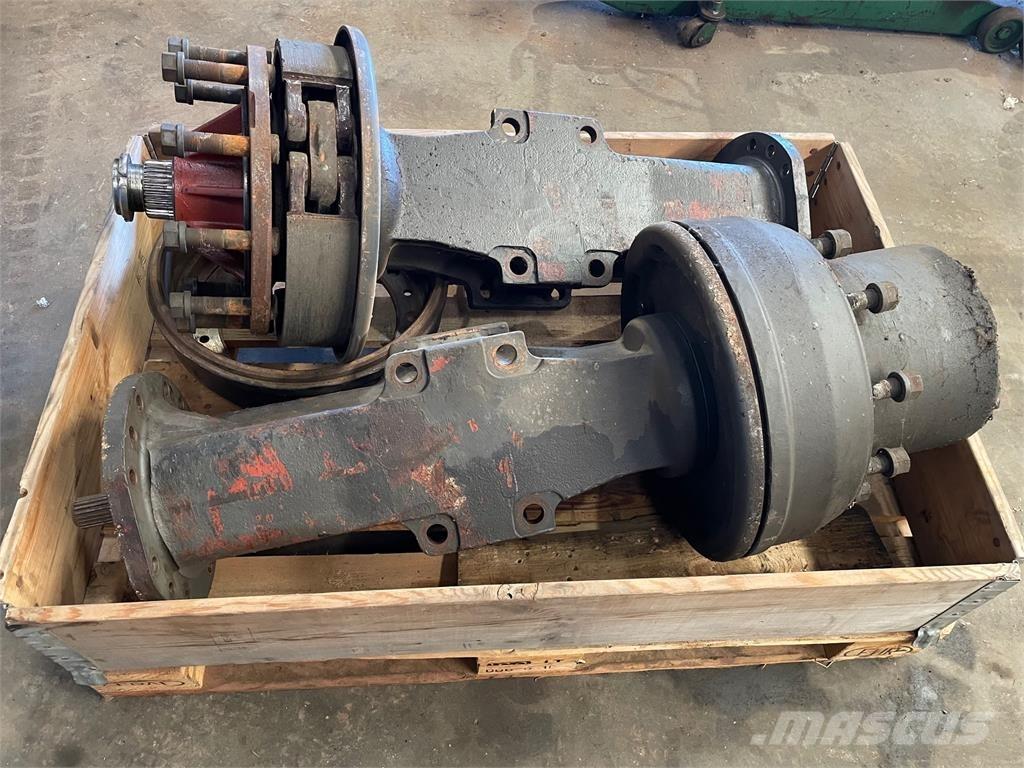  Akseldele ex. Volvo EW150 Оси