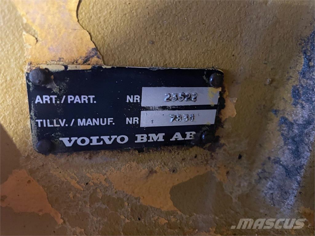  Bagaksel ex. Volvo 4400 Оси