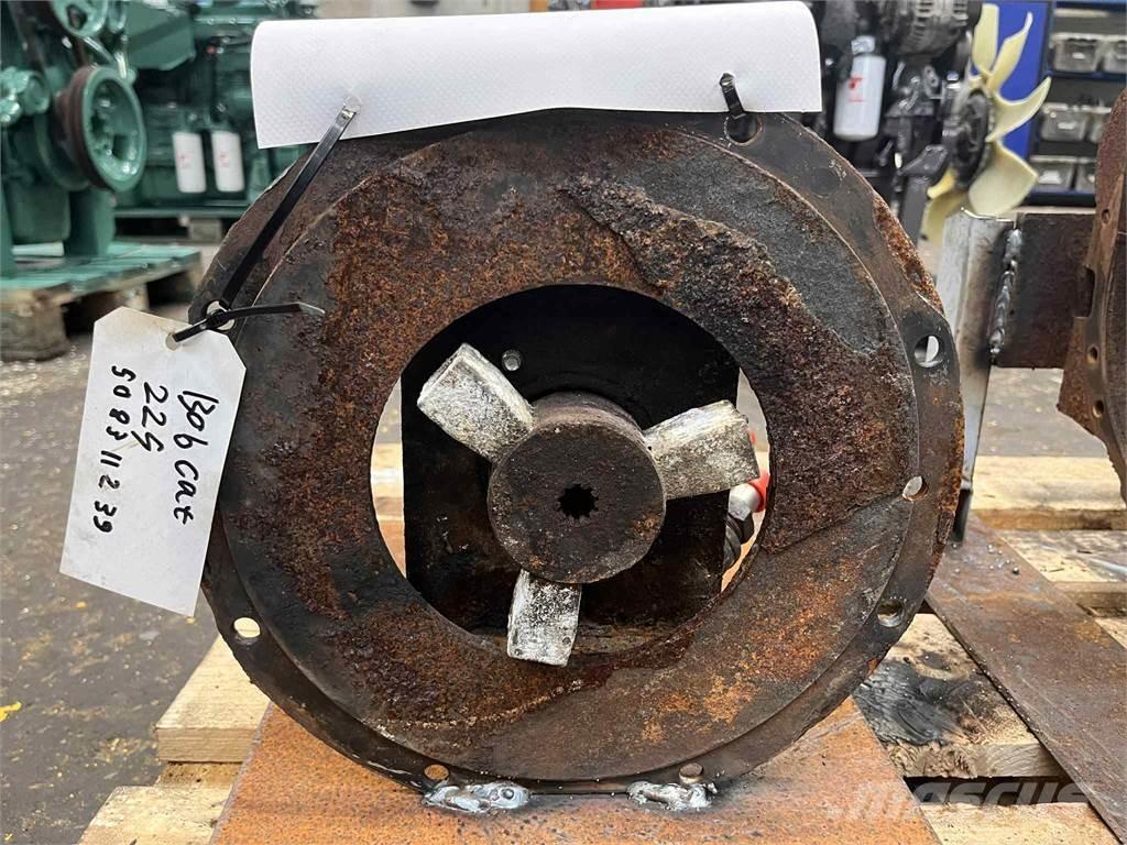 Bobcat 225 hydraulikpumpe Гидравлическая система