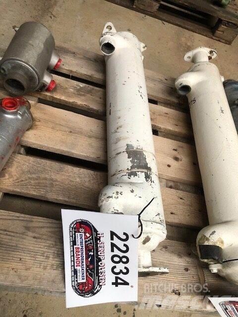 Bowman FD8492 Oliekøler Строительная техника - Другие